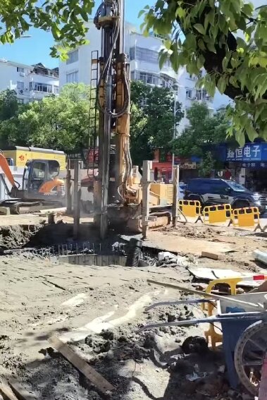 公安县岩石井